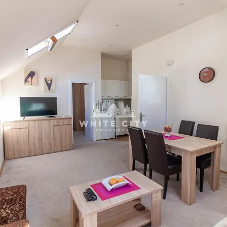 Apartment Townhouse - Belgrade